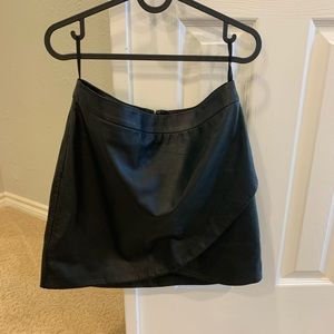Leather mini skirt - size 4 (NWOT)